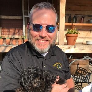 Meet your Posher, Mickey